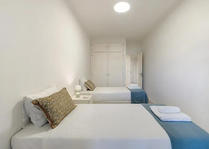 Heaven's House Cascais
